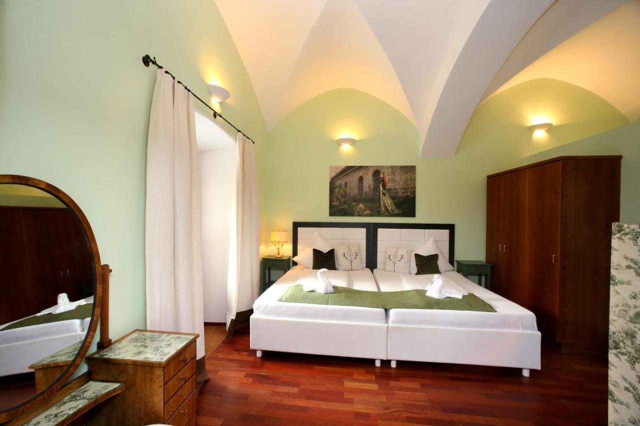 Schlossresidenz Fischhorn Bruck an der Grossglocknerstrasse Bagian luar foto
