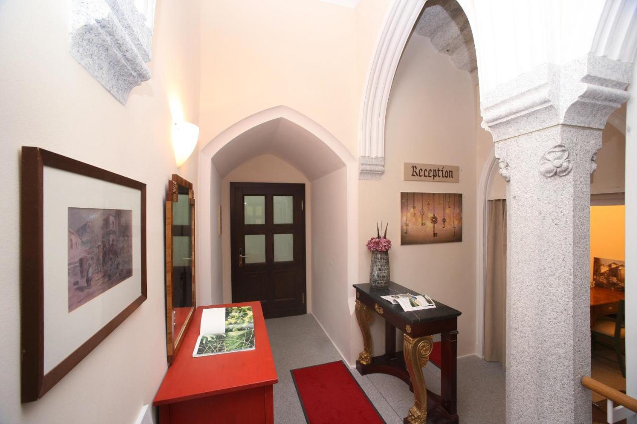 Schlossresidenz Fischhorn Bruck an der Grossglocknerstrasse Bagian luar foto